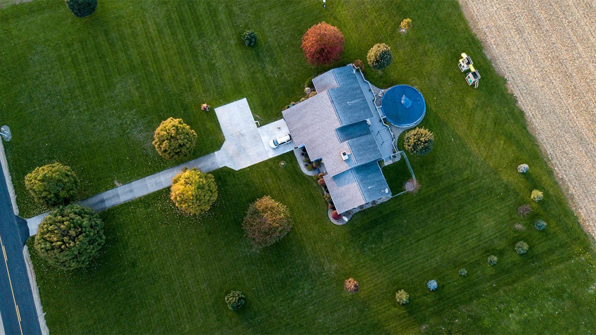 lawn aerial