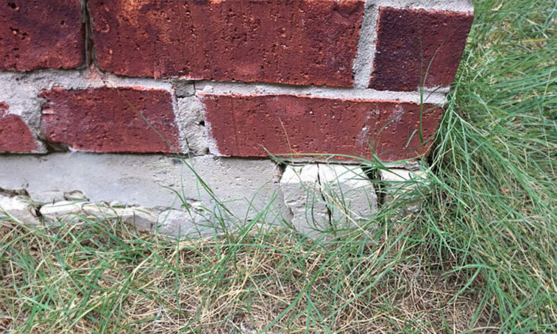 cracks in house foundation