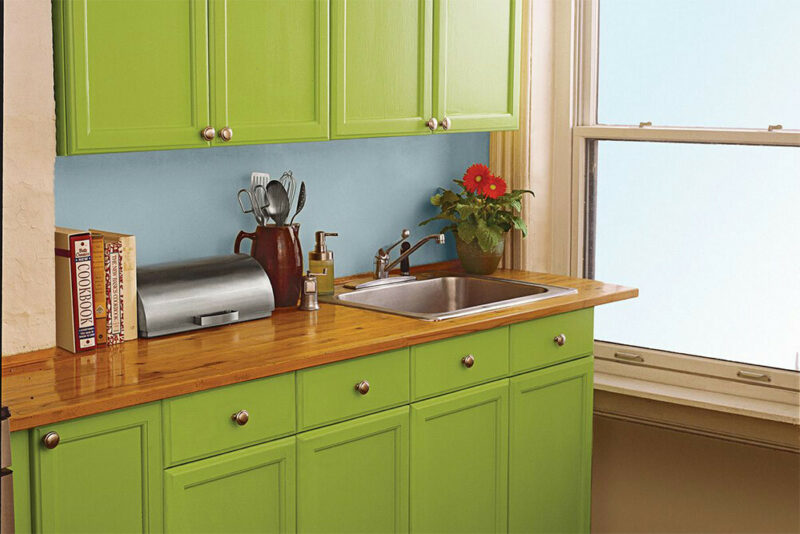 green kitchen cabinets