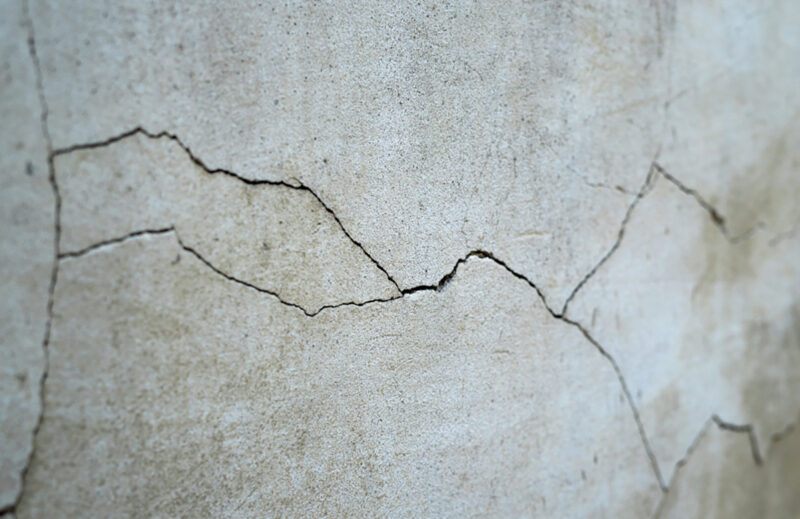 Foundation cracks