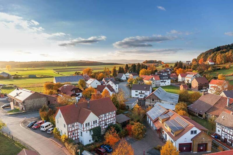 Autumn colors in a small USA suburb