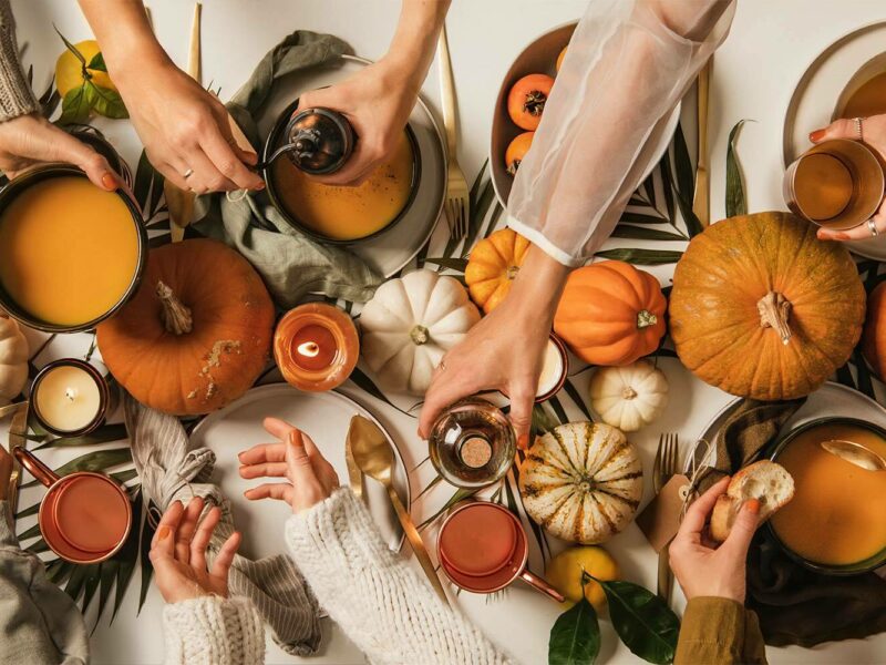 How to Host the Best Friendsgiving